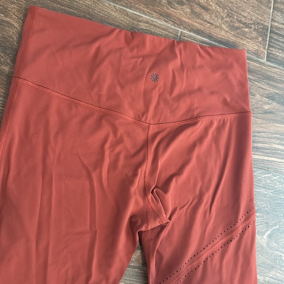 Athleta It's A Wrap 7/8 Leggings - Picture 8 of 11